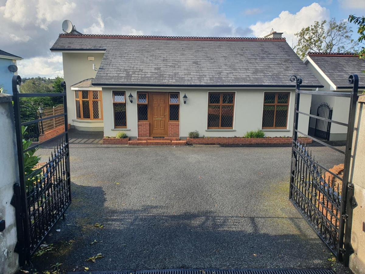 Hillcrest House Bed & Breakfast Carrick-on-Shannon Exterior photo